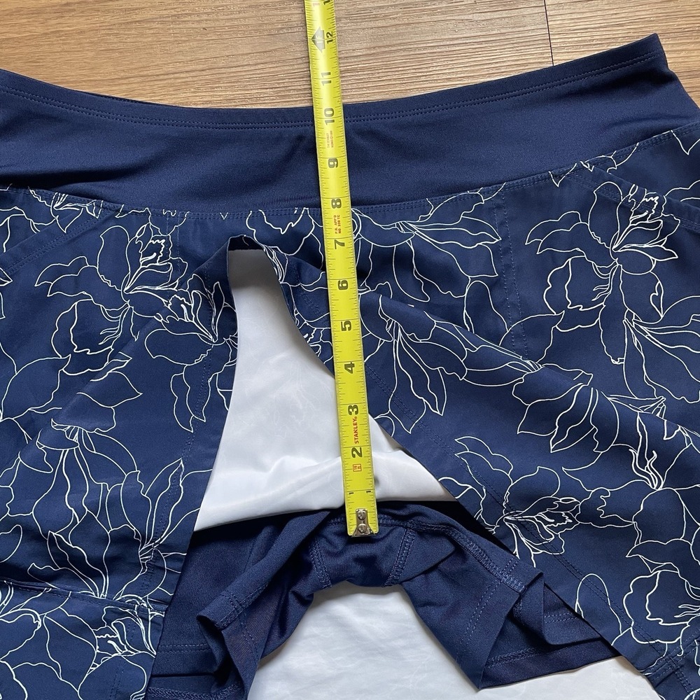Cypress Club blue/white flower skort size L 2 back snap pockets, 2 front pockets - Picture 6 of 9